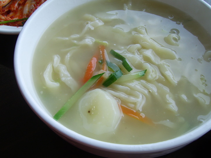 해동토종칼국수족발 이미지