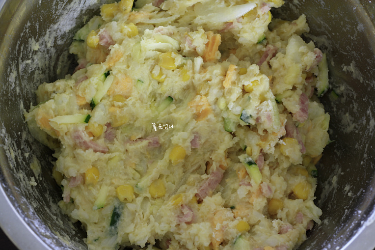찬밥감자 팬케잌크