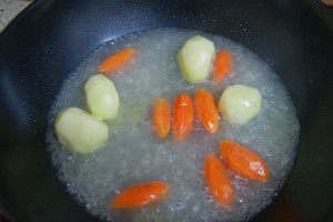 냉동실 고기 정리해서 만든 햄버거 스테이크 맛도 짱