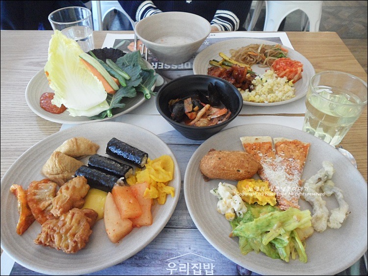 노원맛집 한식뷔페 우리집밥에서 친구와 연말모임