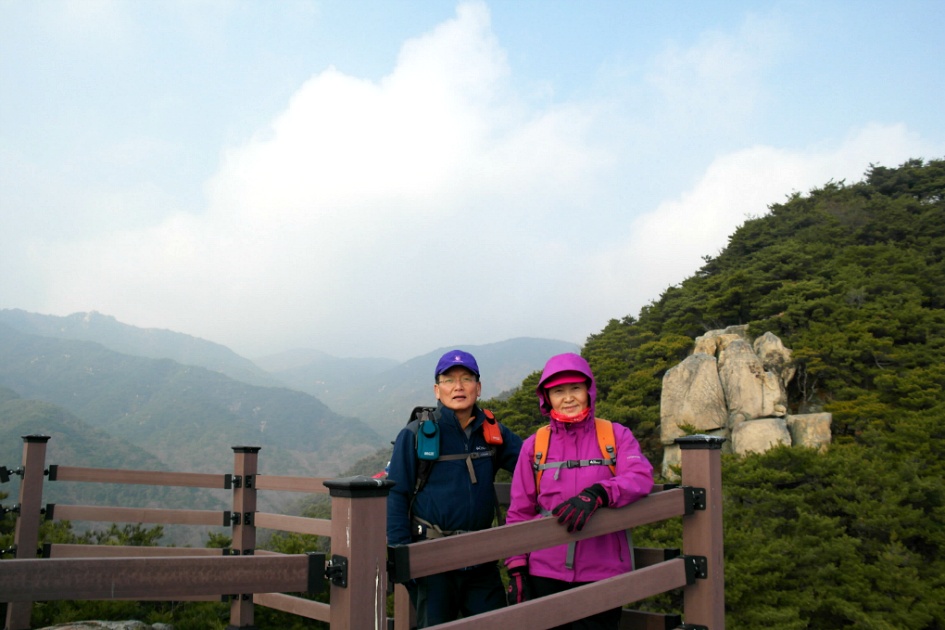 관룡산 바위 암릉 