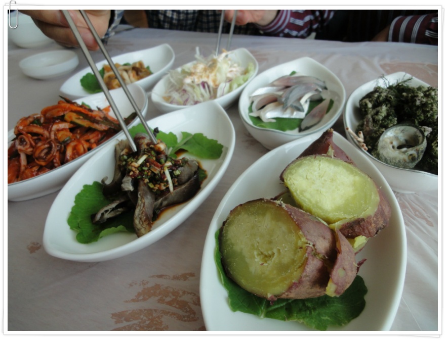 [남해자연맛집] 땀 촉촉히 내며 먹는 보약 같은 전복죽, 슴슴하고 입에 짝짝 붇는 전복찜 