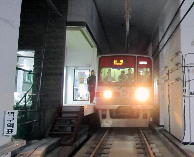 261AFA3656B4305D33A4F5