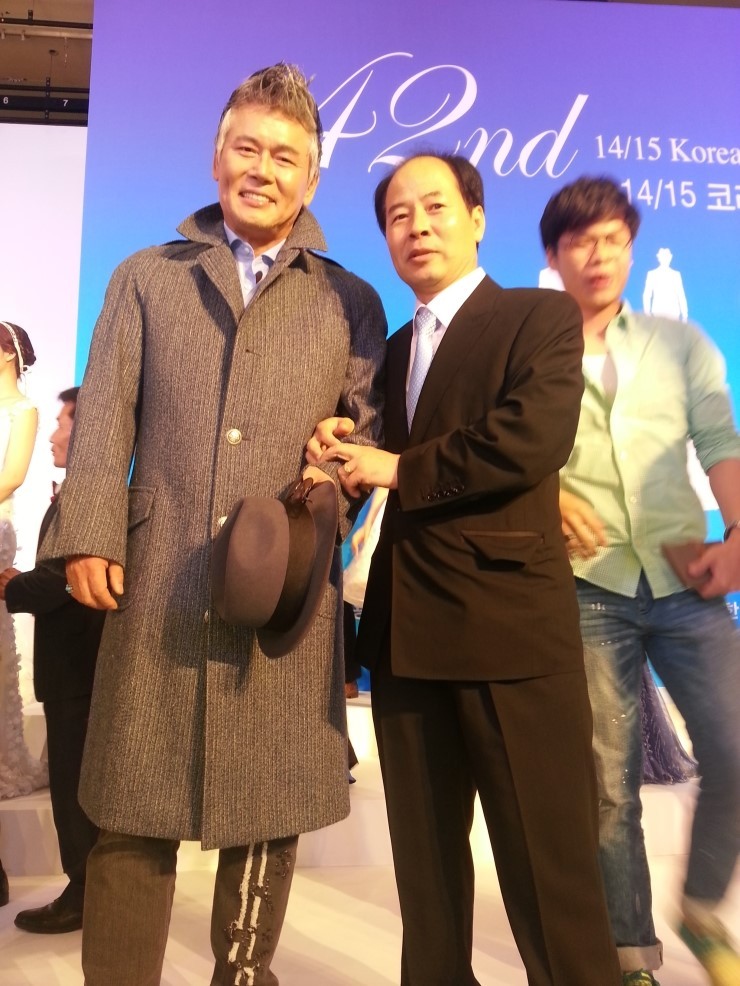 횡성양복점 횡성군양복점 횡성맞춤정장 횡성군맞춤정장 횡성군결혼예복 횡성결혼예복 횡성군맞춤예복 횡성맞춤예복 횡성군예복맞춤 횡성예복맞춤 