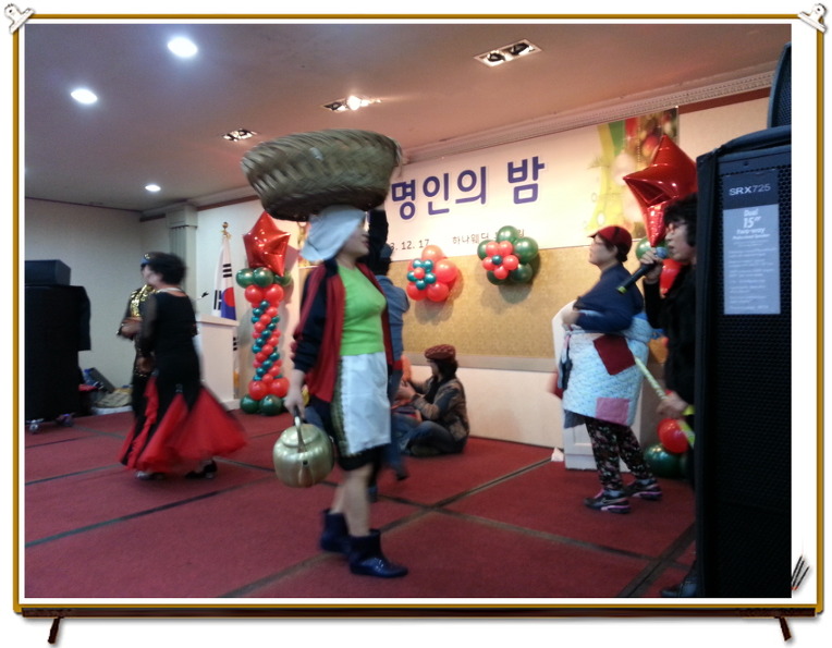 272FE74D52B65B7D1BCE76