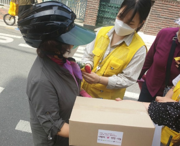 990D12365EB50039230282