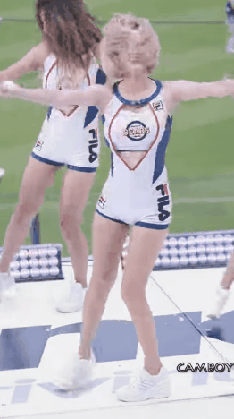 치어리더 서현숙의 이름을 알린 의상.jpgif | 인스티즈