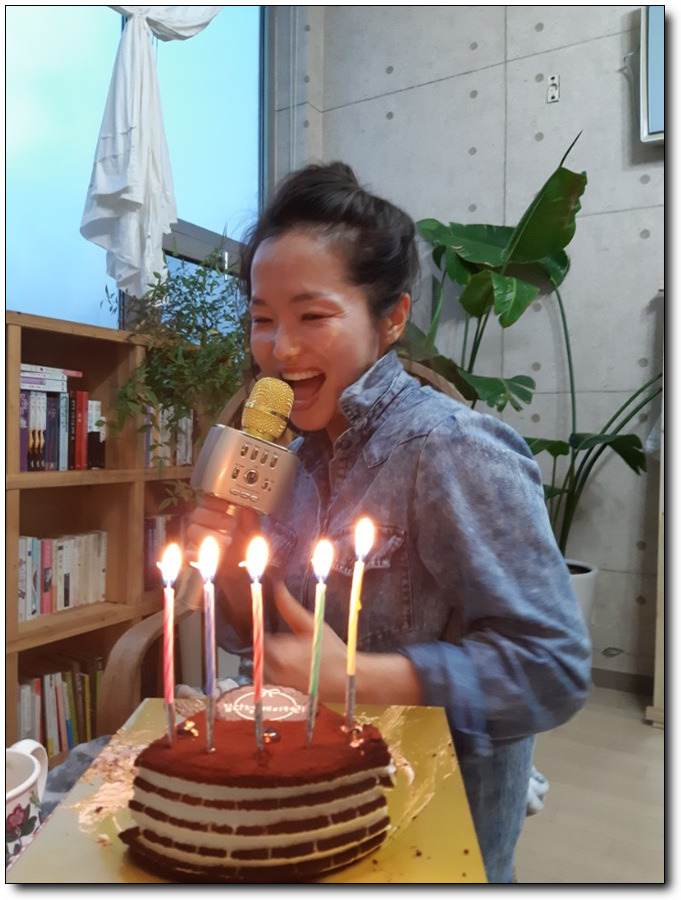 생일선물로 짱~ 우리집이 노래방이 된다!! 블루투스노래방마이크
