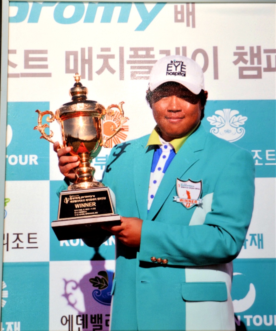 이제서야 시작하였어요 스크린에서 시작한 골프 이야기