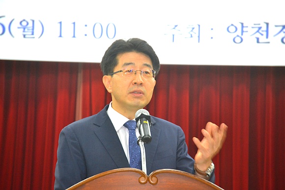 더블클릭을 하시면 이미지를 수정할 수 있습니다