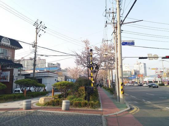 데이트 하기 좋은 마산 옛 철길