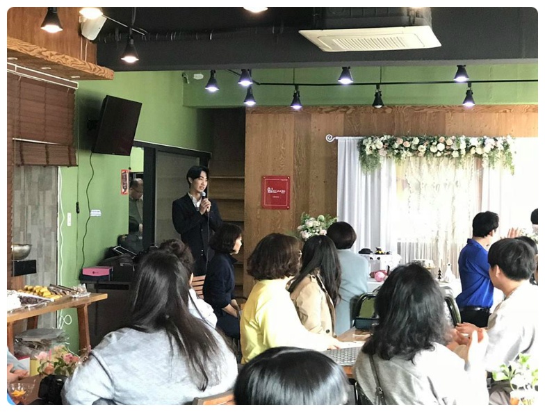 더블클릭을 하시면 이미지를 수정할 수 있습니다