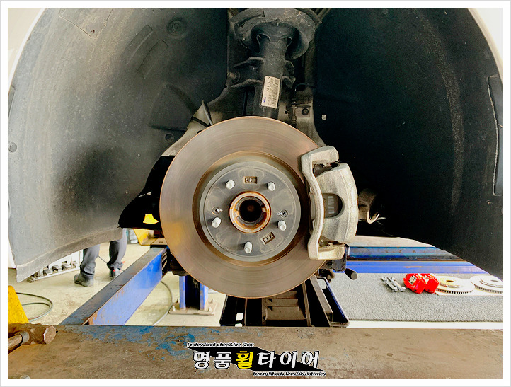 스팅어 19인치 순정 휠 + 미쉐린 파일럿 스포츠 4 225/40R19, 225/35R19 + 펠라 6P 380mm 디스크로터 자동차 튜닝 전주 명품 휠 타이어 휠 타이어 교체